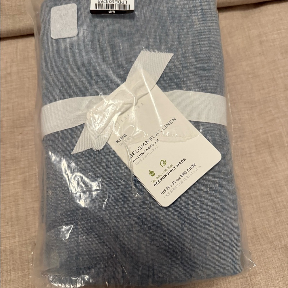 Pottery barn Belgian Flax Linen king Pillowcase Set in chambray